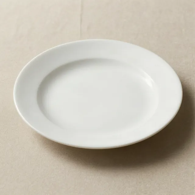 Plato hondo 23 cm de porcelana blanca
